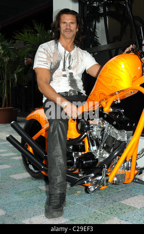 Lorenzo Lamas Launch party for the 2009 Winterfest Boat Parade held at The Seminole Hard Rock Hotel and Casino Hollywood, Stock Photo