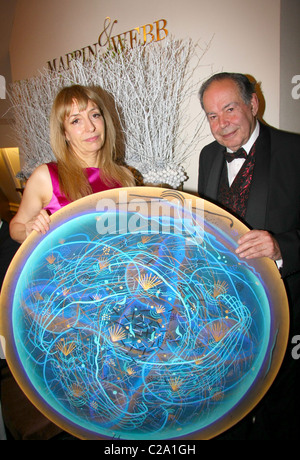 Baroness Susan Greenfield and Edward De Bono (Brain of the Year Winner 2009) Annual Dinner and Brain of the Year Award 2009 at Stock Photo