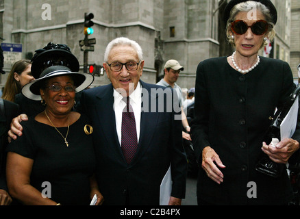 Beverly Thompson, Henry Kissinger, Nancy Kissinger The funeral of Brooke Astor at St. Thomas Church in Manhattan. The Stock Photo