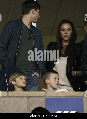 VICTORIA BECKHAM ROMEO BEACKHAM CRUZ BECKHAM CELEBS AT LA GALAXY V PHILADELPHIA UNION MLS FOOTBALL MATCH CARSON LOS ANGELES Stock Photo