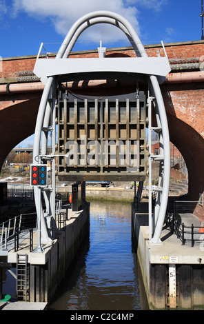 The outer lock gate of the Ouseburn barrage in Newcastle upon Tyne, north east England, UK Stock Photo