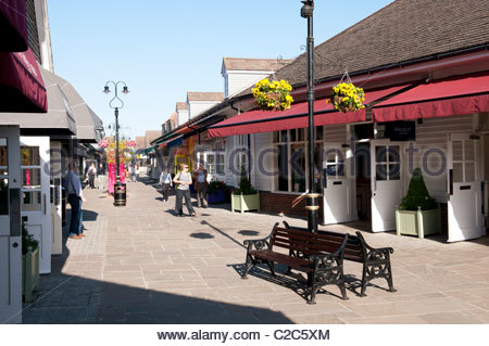 Bicester Village Outlet Shopping Centre near Oxford Oxfordshire Stock ...