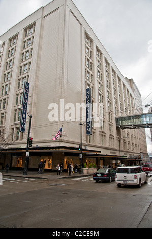 427 Nordstrom Downtown Seattle Stock Photos, High-Res Pictures