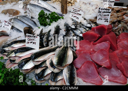 Mackerel and Sri Lankan Tuna on a Fishmongers stall at Borough Market, Southwark, London, England, UK Stock Photo