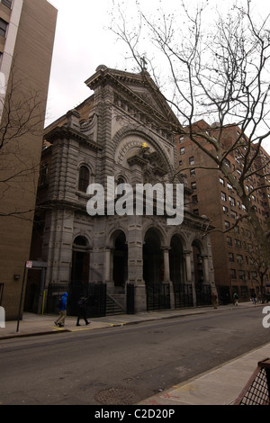 St Francis Xavier Roman Catholic Church located on West 16th Street in New York City's Chelsea neighborhood in Manhattan. Stock Photo