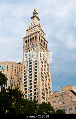 Metropolitan Life Insurance Company Building or Met Life Tower, skyscraper, One Madison Avenue, Manhattan, New York City, USA, N