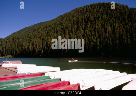 Manning Provincial Park, BC, British Columbia, Canada - Canoe Boat Rental, Canoes for rent at Lightning Lake Stock Photo