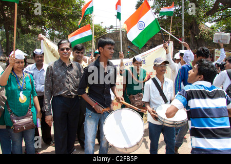 Anna Hazare’s anti corruption rally supporters at Azad Maidan in Mumbai (Bombay), Maharashtra, India. Stock Photo