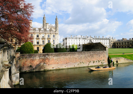 Punting by Clare Bridge and Kings College Chapel, Cambridge, England, UK Stock Photo