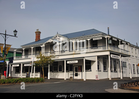 Historic Rob Roy Hotel, Seddon Street, Waihi, Coromandel Peninsula, Waikato Region, North Island, New Zealand Stock Photo