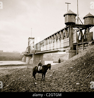 Nashville, Tenn. Fortified railroad bridge across Cumberland River Stock Photo