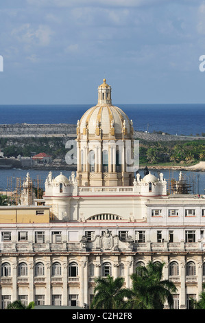 Havana. Cuba. The Palacio Presidencial which now houses the Museum of the Revolution / Museo de la Revolucion. Stock Photo