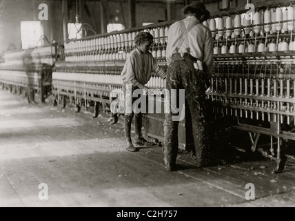 One of the doffers Vivian Cotton Mills, Cherryville, N.C Stock Photo