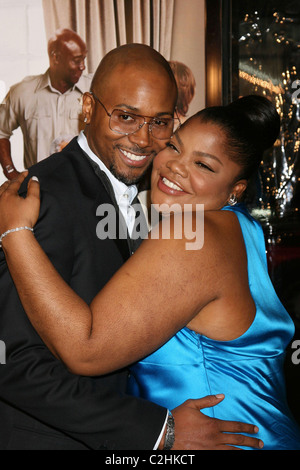 Mo'Nique & her husband Sidney World Premiere of 'Welcome Home Roscoe Jenkins' at Grauman's Chinese Theatre Los Angeles, Stock Photo