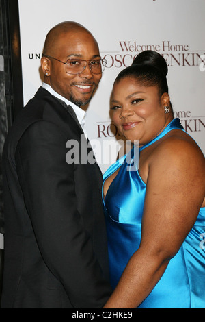 Mo'Nique & her husband Sidney World Premiere of 'Welcome Home Roscoe Jenkins' at Grauman's Chinese Theatre Los Angeles, Stock Photo