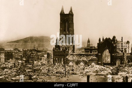 Ruins of San Francisco after earthquake and fire, April 18 - 21, 1906, view from Stanford Mansion site & Grace Church Stock Photo