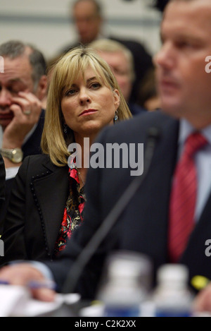 Roger clemens and debbie clemens hi-res stock photography and