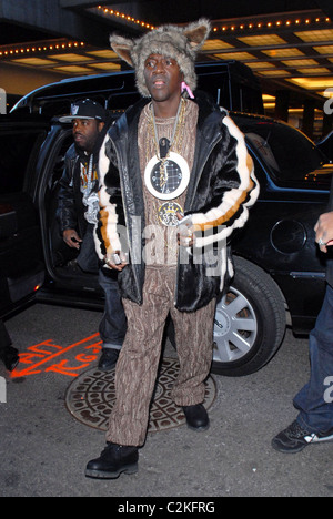 Flavor Flav  arriving at MTV's 'TRL' studios in Times Square New York City, USA - 25.02.08 Stock Photo