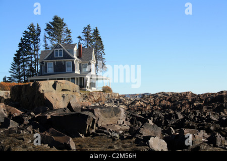 VICTORIAN HOUSE KENNEBUNKPORT MAINE USA 31 October 2010 Stock Photo