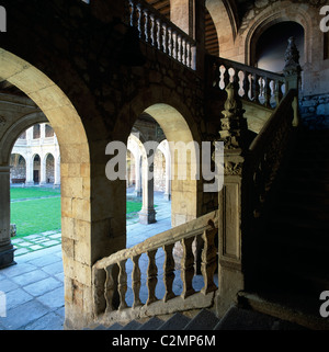 Colegio Mayor de Arzobispo Fonseca (Colegio de los Irlandeses), Salamanca University, Spain - staircase Stock Photo