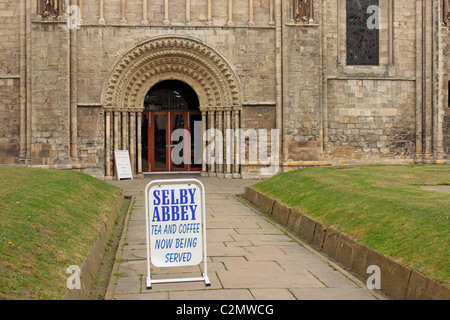 Selby Abbey west entrance 'Tea and Coffee now being served' Stock Photo