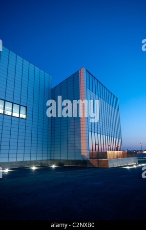 Turner Contemporary gallery exterior at night Stock Photo