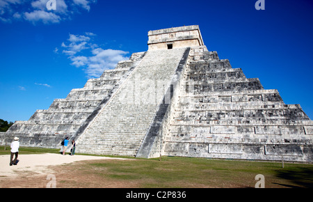 Main Pyramid Chichen Itza Mayan Ruins Mexico