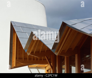 Maggie's Centre, Ninewells Hospital, Dundee, Scotland. Zig zag roof detail with tower. Stock Photo