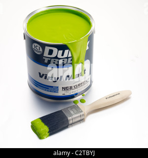 paint tin and brush Stock Photo