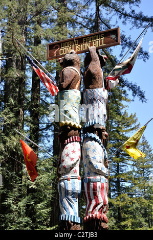 Confusion Hill - Northern California tourist attraction - totem poles, Redwoods National Park Stock Photo