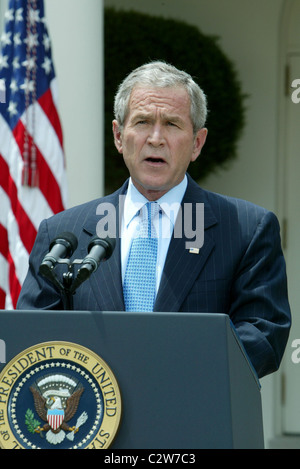 US President George W. Bush  announces his decision to lift an executive order banning offshore drilling on the outer Stock Photo