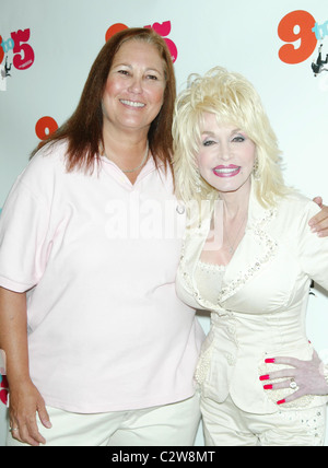 Patricia Resnick and Dolly Parton meet and greet for the new Broadway show 'Nine to Five the Musical'  held at the New 42nd Stock Photo