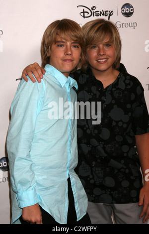 Cole Sprouse and Dylan Sprouse arriving at the ABC TCA Summer 08 Party Disney and ABC's TCA - All Star Party at The Beverly Stock Photo