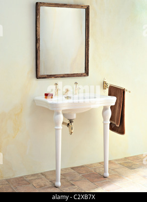 bathroom wash basin mirror Stock Photo