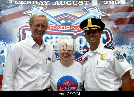 The Metropolitan Police Department joined police officers across America in welcoming local communities to the 25th annual Stock Photo