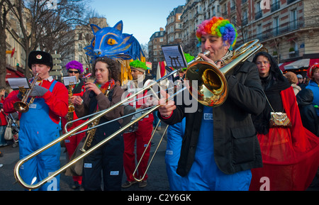 Paris, France, Large Crowd French people Celebrating Traditional Carnival parade in 'Paris Carnival' Costumes, Authentic French lifestyle Stock Photo