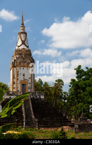 Buddhist stupa in the countryside - Kampong Cham Province, Cambodia Stock Photo