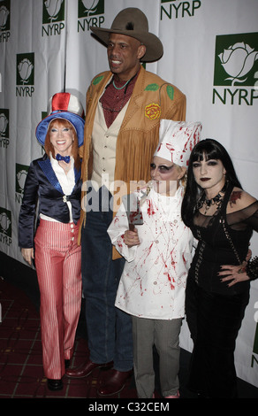 Kathy Griffin, Kareem Abdul-Jabbar, Bette Midler and Gloria Estefan 13th Annual Bette Midler's New York Restoration Project's Stock Photo