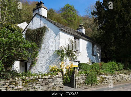 Dove Cottage (the home of William Wordsworth and his sister Dorothy Wordsworth), Grasmere, near Lake Windermere, Lake District National Park, Cumbria Stock Photo