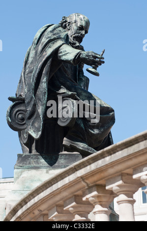 A statue at the Victoria Memorial in Derby Square in central Liverpool, England. Stock Photo