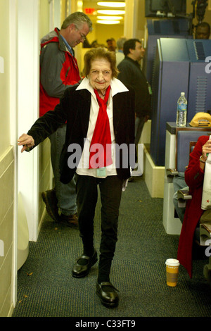 Veteran White House correspondent Helen Thomas who is back working after a long illness. She was on hand for the daily press Stock Photo