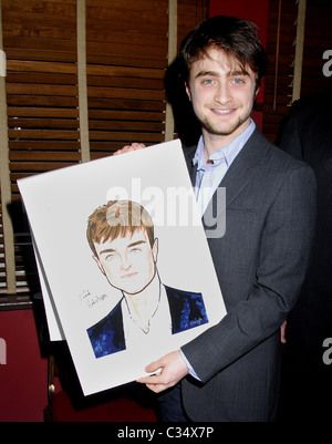 Daniel Radcliffe receives his portrait celebrating his performance in 'Equus' on Broadway at Sardi's New York City, USA - Stock Photo