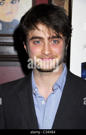 Daniel Radcliffe receives his portrait celebrating his performance in 'Equus' on Broadway at Sardi's New York City, USA - Stock Photo