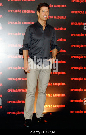 Tom Cruise attends a photocall for 'Valkiria' aka 'Valkyrie' in Brazil Rio de Janeiro, Brazil - 03.02.09 Stock Photo