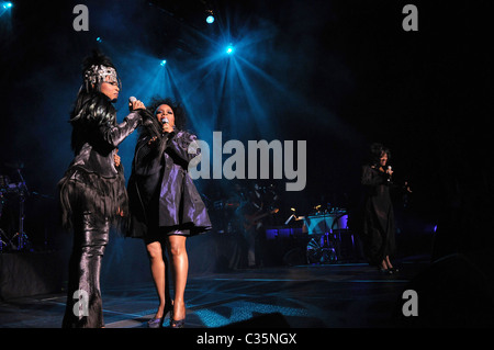 Nona Hendryx, Sarah Dash and Patti LaBelle LaBelle performing live at the Fillmore Miami Beach, Florida - 15.02.09 Stock Photo