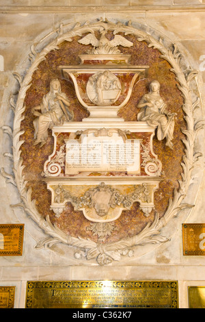 Winchester City Cathedral , ancient capital of Wessex , red marble rondel or rondelle memorial Dean Thomas Cheyney 1694 - 1760 Stock Photo