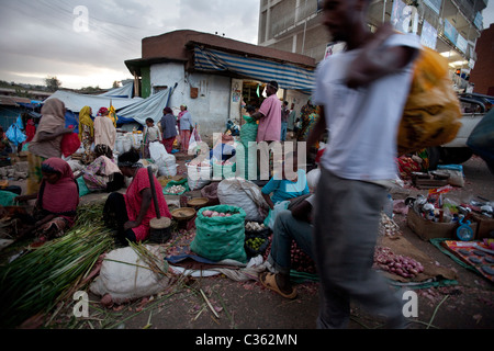 Ethiopia - women selling Chat at the Chat market in Aweday ...