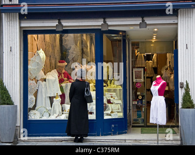 Lace shop, Rue au Beurre, Lower Town, city centre, Brussels, Belgium Stock Photo