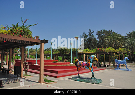 Beach promenade, Jumeirah Beach Park, Jumeirah, Dubai, United Arab Emirates Stock Photo