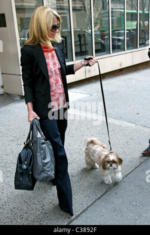 Kelly Ripa Leaving Abc Studios With Her Dog Chewie New York City Usa C3892f 